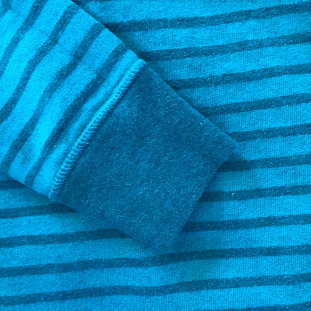 Striped Raglan Sweatshirt - Picture 4 of 4